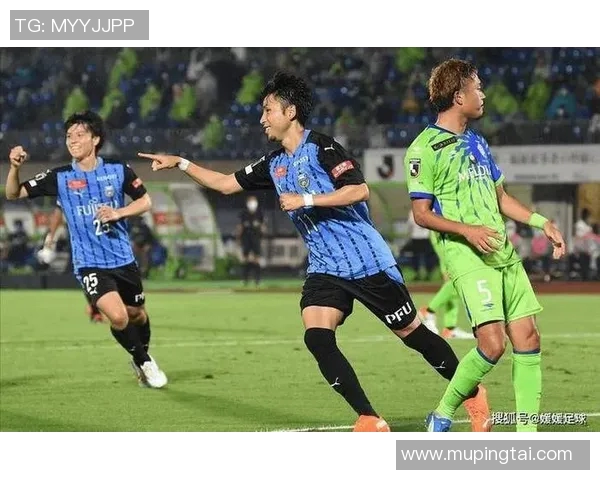 新疆足球明星在国际赛场上挑战日本队展现风采与实力